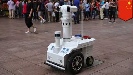 Cute robot police officer now patrols Shanghai's Nanjing Road