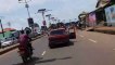La police routière se livre à des actes qui ne l’honorent pas dans les principales artères de Conakry (Vidéo)
