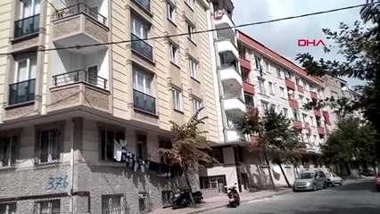 Esenyurt'ta 6 yaşındaki çocuk silahla oynarken kendini vurdu