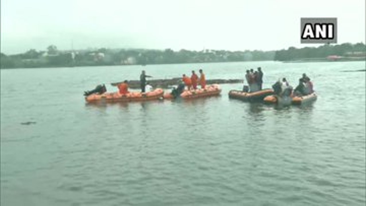 11 lost lives as Boat Capsizes in Bhopal's Lowe...