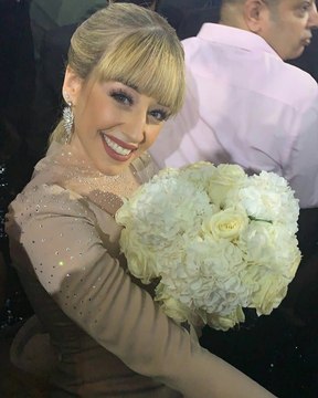 شقيقة هنا الزاهد تستعرض فستانها في حفل زفافها...شاهدوا تفاصيله