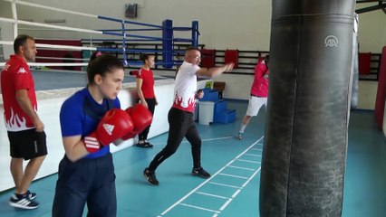 Kadın milli boksörlerin Kastamonu kampı başladı