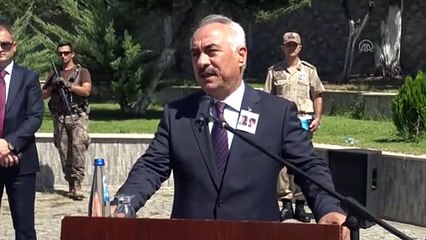 Diyarbakır'daki terör saldırısının sivil şehitleri son yolculuklarına uğurlanıyor (2) - BATMAN