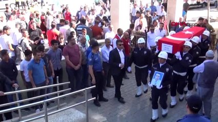 Muş kulp'ta şehit olan işçi muş'ta toprağa verildi