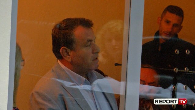 Mashtrimi me dy pallatet, ish-kreu i komunës së Kasharit me 5 vartësit dhe një biznesmen në gjyq