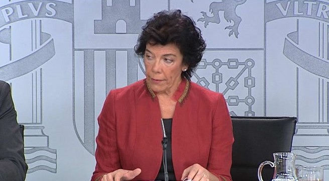 Celaá ve absurda y vacía de contenido la propuesta de Iglesias