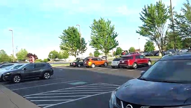 BDMV-117 Aruna Sharma inNew Marshalls dress walking to Ross with Hari Sharma Rogers AR USA May 17, 2019