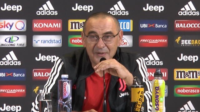 Sarri's mother not happy about him joining Juventus