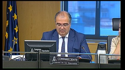 Un Juzgado da la razón a Santander y exige a Ángel Ron 12,8 millones