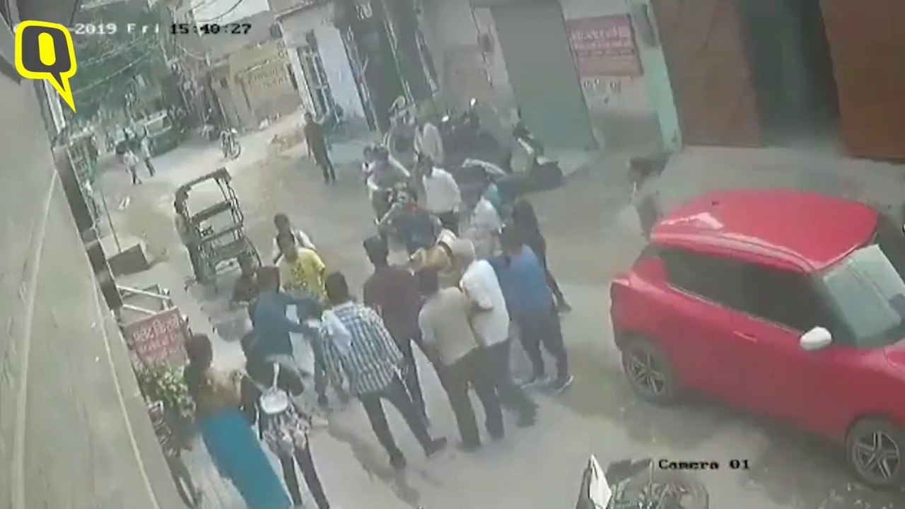 Woman Catches Hold of Chain Snatcher, Twitter Says ‘What a Lady