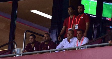 Fatih Terim maçı locadan takip etti