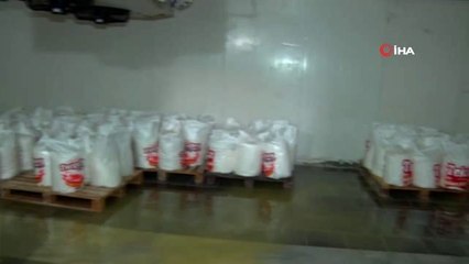 Piyasa değeri 300 bin TL olan 20 ton kaçak peynir ele geçirildi