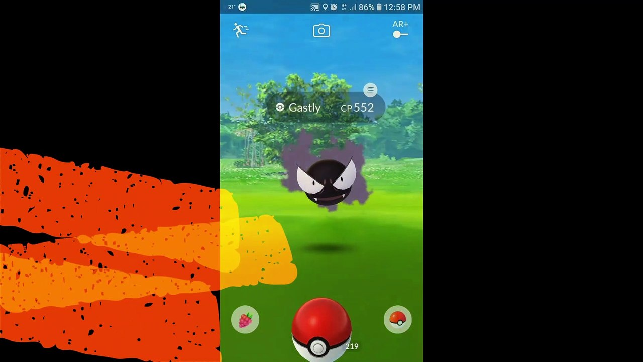 Pokémon GO Gastly is Battling so hard he launches Bats attack on me