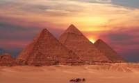 ¿Las Pirámides de Egipto fueron creadas con tecnología extraterrestre?