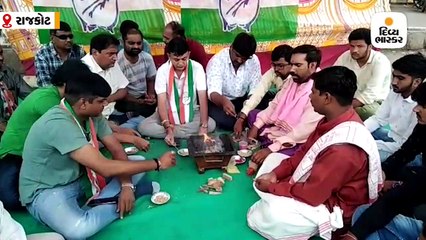 રાજકોટમાં ખાડાને લઇને કોંગ્રેસના 18 વોર્ડમાં યજ્ઞ, ચક્કાજામ કરતા અટકાયત