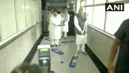 ಮೋದಿಗಾಗಿ ಆಸ್ಪತ್ರೆ ನೆಲ ಒರೆಸಿದ ಅಮಿತ್ ಶಾ | Amit Shah | Oneindia Kannada