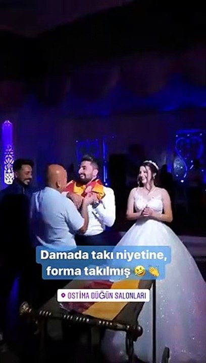 Düğünde damada Falcao forması takıldı, Falcao m...