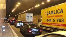 Anadolu Otoyolu'ndaki kaza ulaşımı aksattı - KOCAELİ