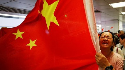 Enfrentamientos entre manifestantes rivales en Hong Kong