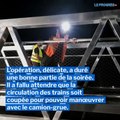 Lons-le-Saunier: la passerelle de 8 tonnes a volé dans les airs