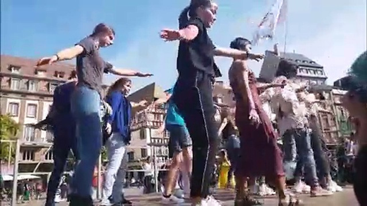 La danse des zombies... et de Miss Zombie 2019 !