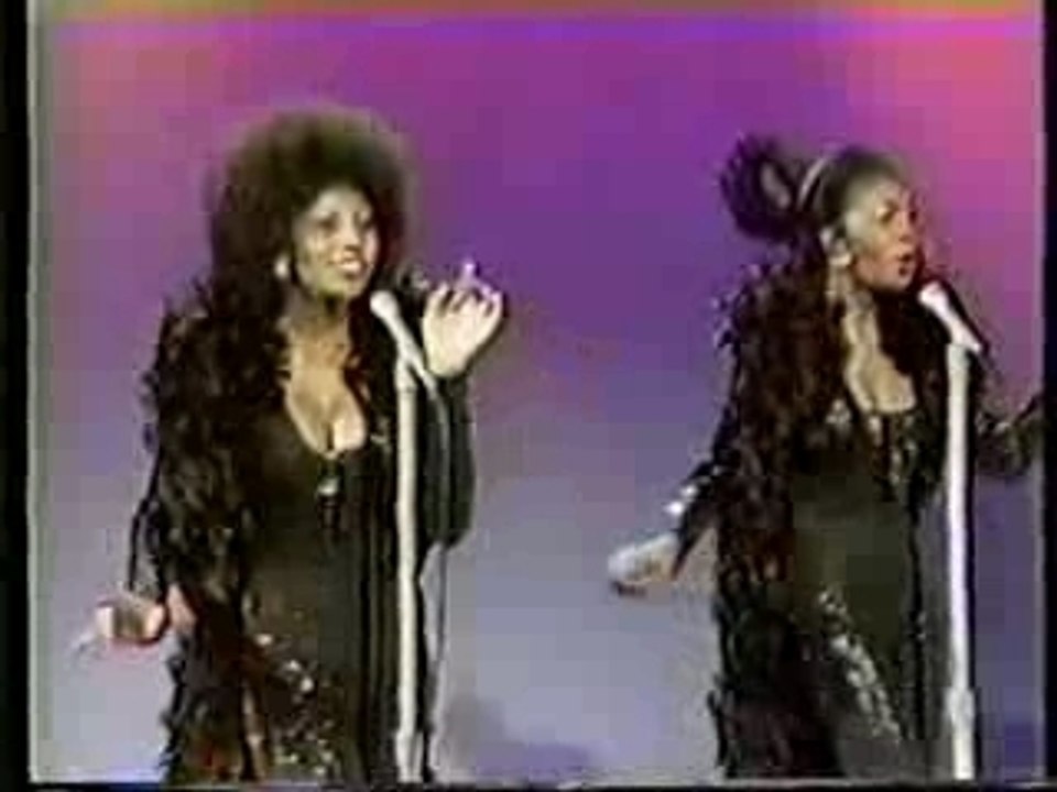 Supremes - Stoned Love LIVE! 1973