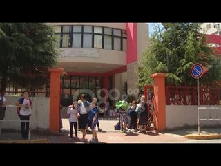 RTV Ora - Tirana siguron shkollat, merren masa për kontrollin e qarkullimit