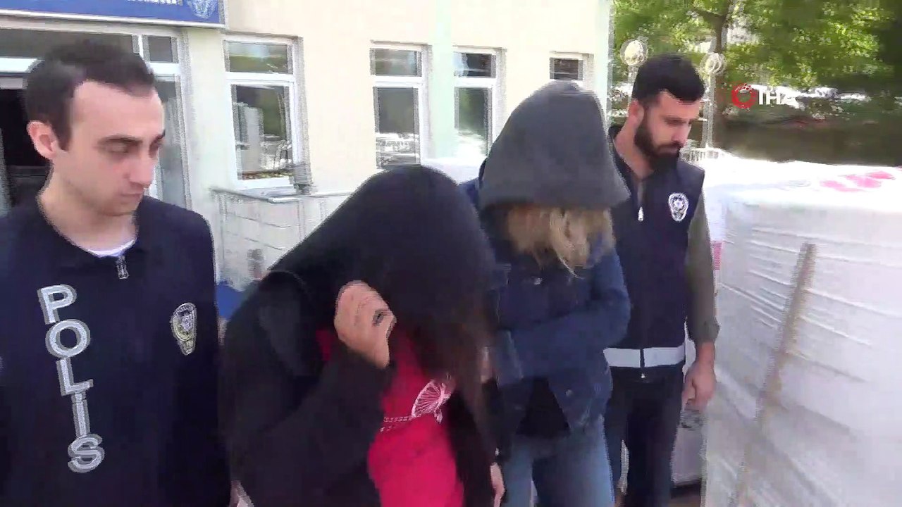 Evli kadınlara fuhuş baskını