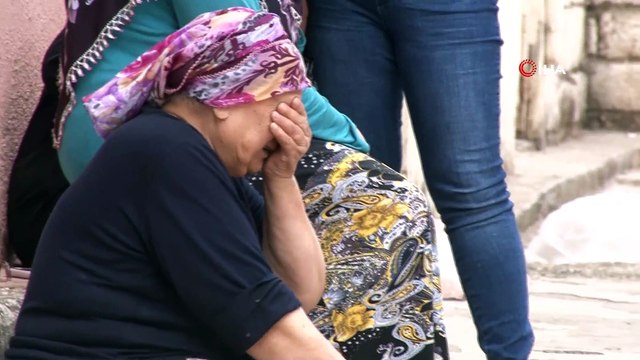 15 yaşındaki lise öğrencisi babasını bıçaklayarak öldürdü