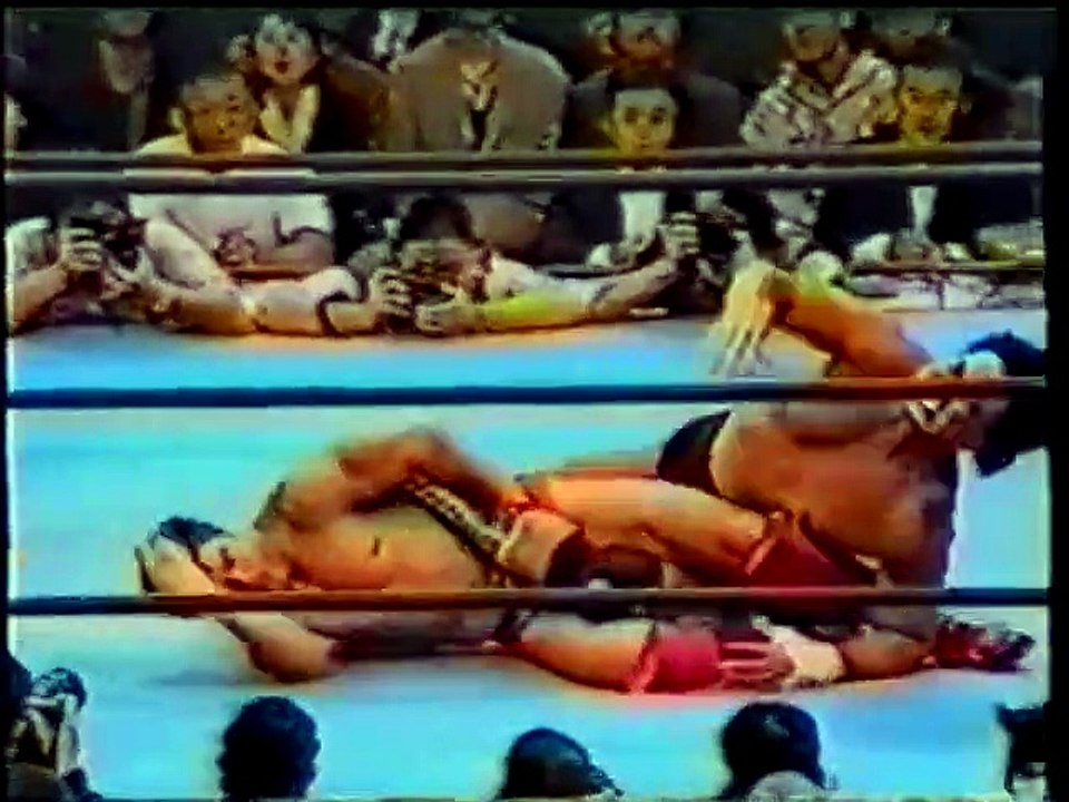 Genichiro Tenryu vs. Nobuhiko Takada (12-13-96)