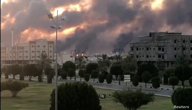 Suudi Arabistan, rafineri saldırısı nedeniyle petrol üretimini durdurduğunu açıkladı
