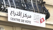 الجالية التونسية بفرنسا تواصل التصويت بالانتخابات الرئاسية لليوم الثاني