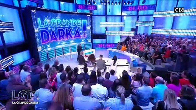 Regardez les premières minutes de la nouvelle émission de Cyril Hanouna, La grande Darka qui a été diffusée hier pour la première fois sur C8 à la place de Thierry Ardisson