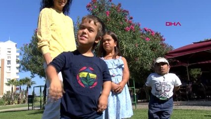 İzmir karşıyaka'da akondroplazili bireylerin çalışacağı hobbit kafe açılacak