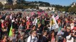 Plus de 500 manifestants contre les projets