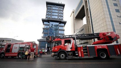 İstanbul'da korkutan otel yangını!
