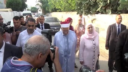 Nahda Hareketi Partisi'nin cumhurbaşkanı adayı Moro, oyunu kullandı