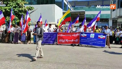 အလုပ္ထုတ္ခံရေသာ အလုပ္သမားေခါင္းေဆာင္ ေလးဦးကို ျပန္ခန္႔ထားေပးေရး ဆႏၵျပ