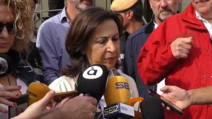 Robles: La UME seguirá en las zonas afectadas por la gota fría "el tiempo que sea necesario"