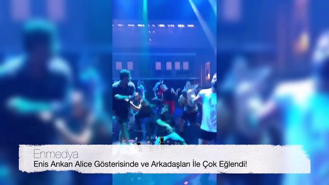 Enis Arıkan Alice Gösterisinde ve Arkadaşları İle Çok Eğlendi! | Enis Arıkan‘ın İnstagram Hikayesi #Enmedya