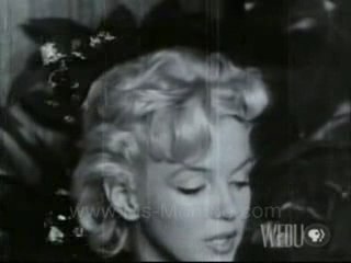 Marilyn Monroe back from New York in 1956