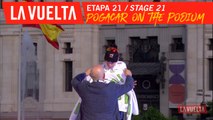 Pogacar sur le podium / Pogacar on the podium - Étape 21 / Stage 21 | La Vuelta 19