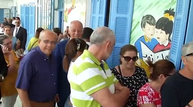 Elezioni Tunisia, exit poll: Saied e Karoui al ballotaggio