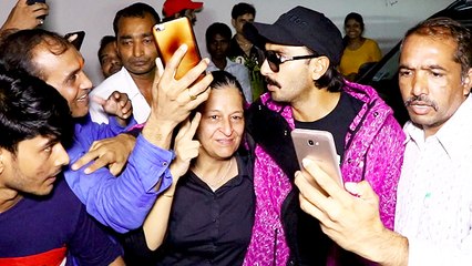 Ranveer Singh MOBBED Outside Dharma Office
