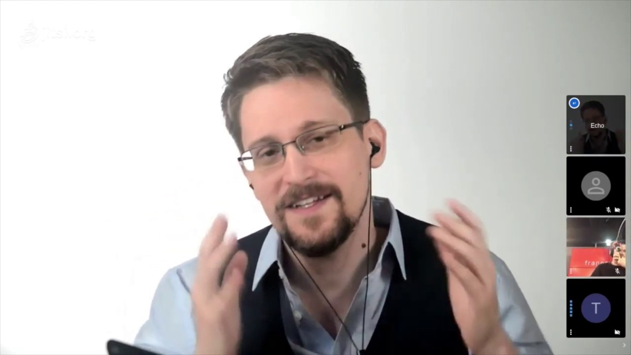 Edward Snowden sur le programme XKeyscore de la NSA : "Ce que l'on peut voir en permanence, à n'importe quel moment, c'est l'image globale de l'activité humaine"