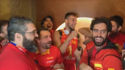 España celebra el título de campeona mundial de baloncesto