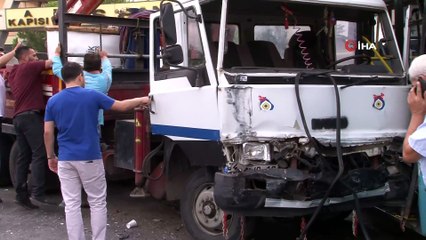 Ümraniye’de vinç, özel halk otobüsüne çarptı: 9 yaralı
