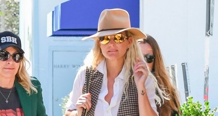 Laeticia Hallyday serait de nouveau en couple