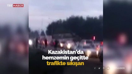 Kazakistan'da tren yolcu otobüsüne çarptı