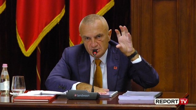 Meta 'merr timonin' e opozitës: Të përmbysim komplotin kundër demokracisë...siç bëmë në vitet '90!